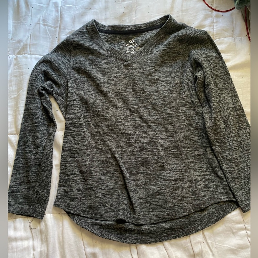 Made for life, gray shirt, warm